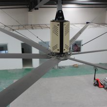 大型工业风扇轻易解决仓库降温的难题